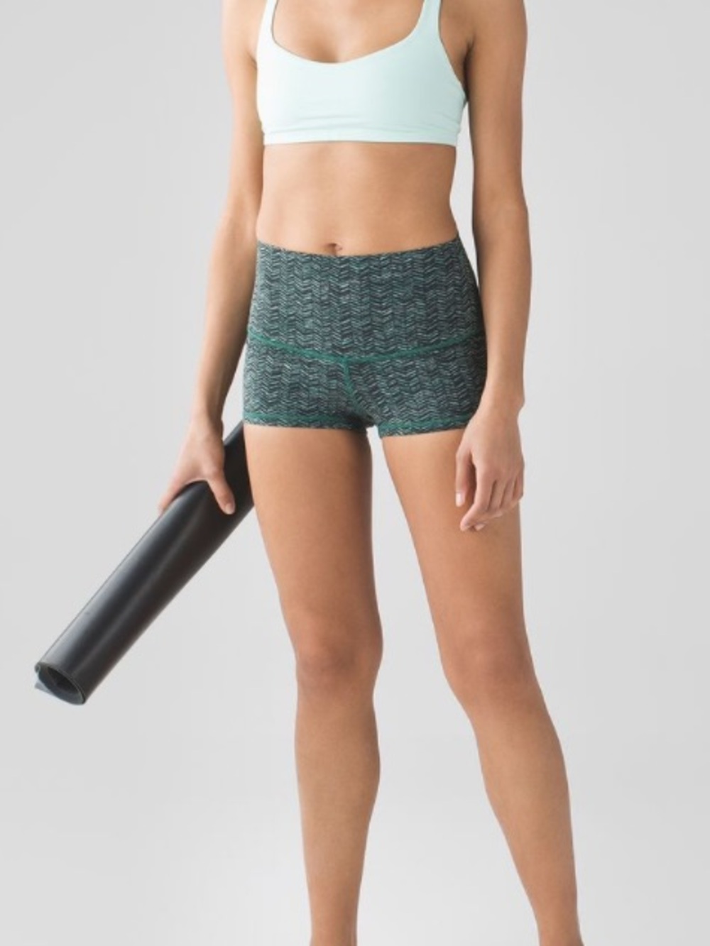 Lululemon Boogie Short (Roll Down)
Irregular Spacebone Sea Mist Deep Green